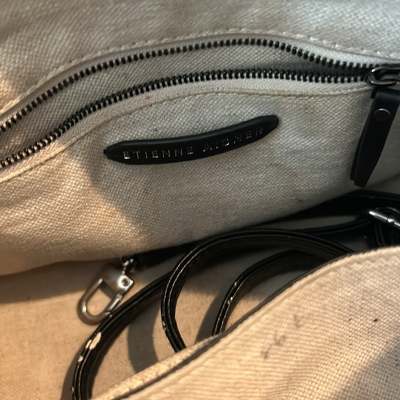 Etienne Aigner bag with handles, nice leather purse - Picture 7 of 8